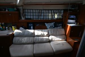 44ft Hunter Yacht For Sale