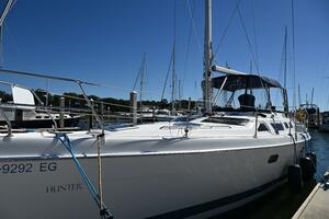 44ft Hunter Yacht For Sale