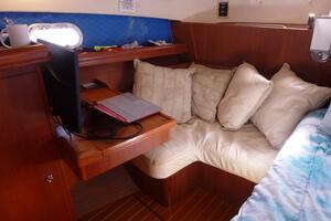 44ft Hunter Yacht For Sale