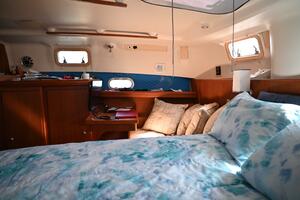 44ft Hunter Yacht For Sale