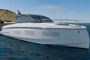 New Model 50ft Beneteau Yacht For Sale