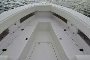 2014 Venture 39CC thumbnail 19