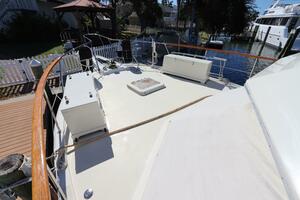 43ft Hatteras Yacht For Sale