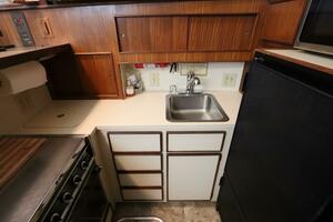 43ft Hatteras Yacht For Sale