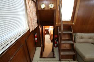 43ft Hatteras Yacht For Sale