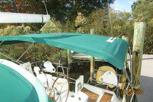 2007 Beneteau 373 thumbnail 31