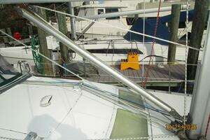 2007 Beneteau 373 thumbnail 22