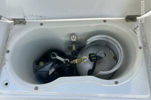 37' Beneteau cockpit propane locker