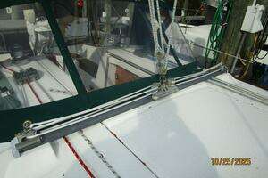 2007 Beneteau 373 thumbnail 24