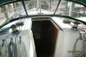 2007 Beneteau 373 thumbnail 36