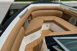2023 Aviara AV36 OB thumbnail 14