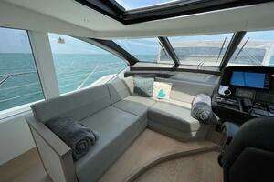 2020 Sunseeker 74 Sport Yacht thumbnail 26