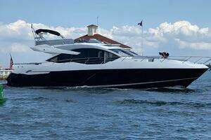 2020 Sunseeker 74 Sport Yacht thumbnail 3