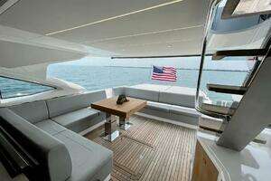 2020 Sunseeker 74 Sport Yacht thumbnail 16