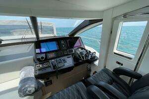 2020 Sunseeker 74 Sport Yacht thumbnail 27