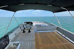 2020 Sunseeker 74 Sport Yacht thumbnail 14