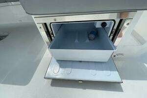 2020 Sunseeker 74 Sport Yacht thumbnail 23