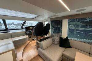 2020 Sunseeker 74 Sport Yacht thumbnail 5