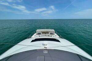 2020 Sunseeker 74 Sport Yacht thumbnail 15