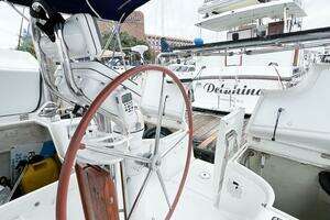 2007 Beneteau 373 thumbnail 44