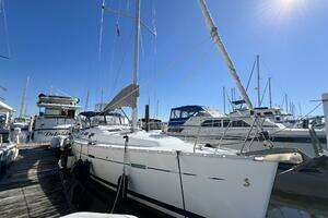 2007 Beneteau 373 thumbnail 2