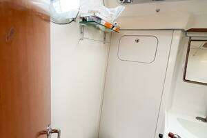 2007 Beneteau 373 thumbnail 49