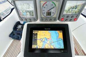 2007 Beneteau 373 thumbnail 22
