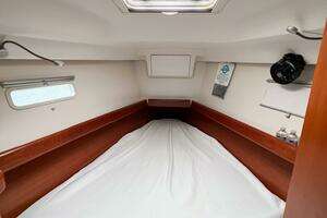2007 Beneteau 373 thumbnail 54