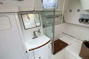 2007 Beneteau 373 thumbnail 37