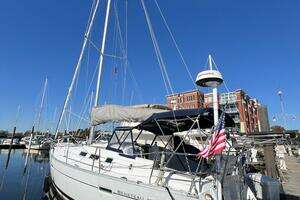 2007 Beneteau 373 thumbnail 3