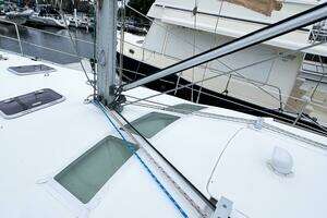 2007 Beneteau 373 thumbnail 17