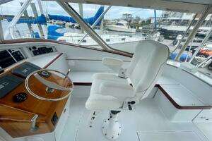 2005 Custom Carolina 40 DeSanti thumbnail 39