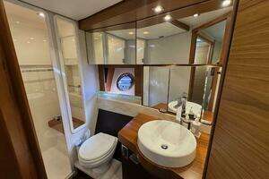 2017 Tiara Yachts 44 Coupe thumbnail 44