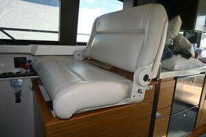 2017 Tiara Yachts 44 Coupe thumbnail 19