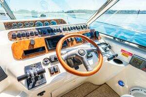 1997 Sea Ray 400 Sundancer thumbnail 35