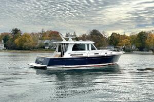 42FT (12.8M) SABRE Worth Avenue Yachts