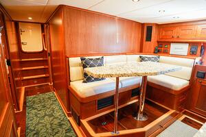 Insignia 86ft Outer Reef Yachts Yacht For Sale