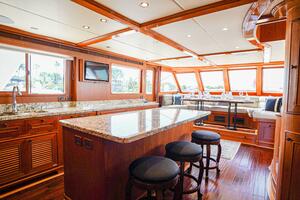 Insignia 86ft Outer Reef Yachts Yacht For Sale