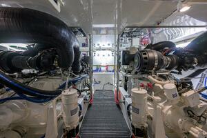 Hatteras 54 SEA NYLE - Engine Room