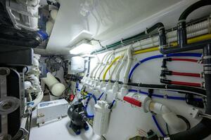 Hatteras 54 SEA NYLE - Engine Room