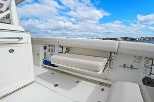 2019 Boston Whaler 380 Outrage 'Lima Kilo' - Seating