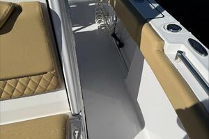 23ft Sportsman Yacht For Sale