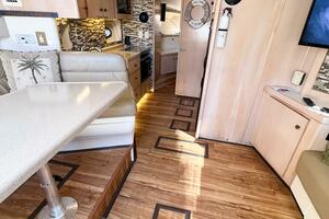 LOVIN  LIFE 35ft Carver Yacht For Sale