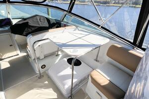 LOVIN  LIFE 35ft Carver Yacht For Sale