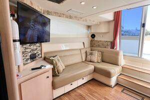 LOVIN  LIFE 35ft Carver Yacht For Sale