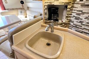 LOVIN  LIFE 35ft Carver Yacht For Sale