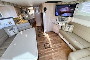 LOVIN  LIFE 35ft Carver Yacht For Sale