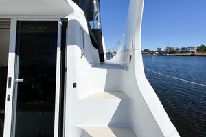 LOVIN  LIFE 35ft Carver Yacht For Sale