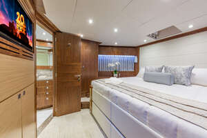 2018 Hargrave Raised Pilothouse thumbnail 39