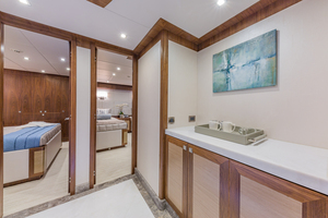 Second Amendment 100ft Hargrave Yacht For Sale